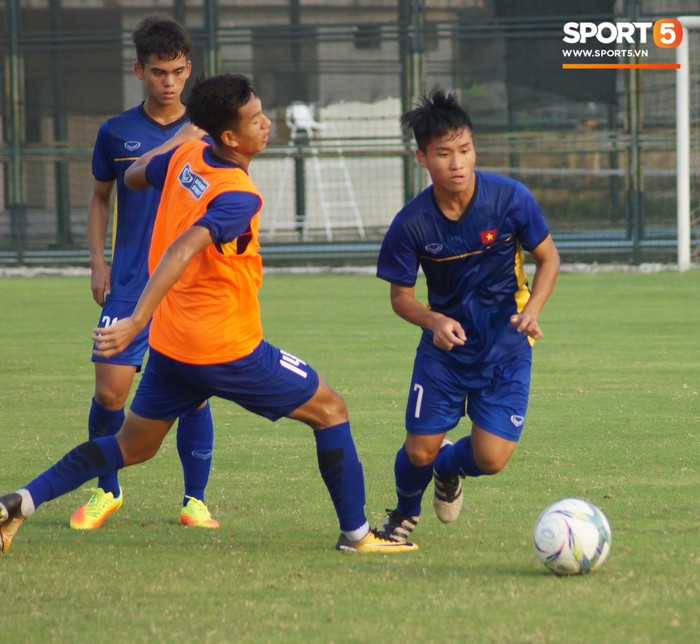 Trở về từ Nhật Bản, U16 Việt Nam hăng say tập luyện hướng tới VCK U16 Châu Á - Ảnh 5.