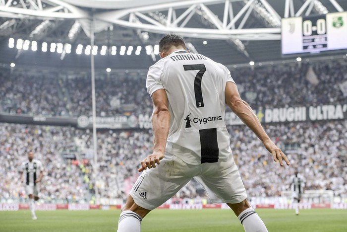 Những con số ấn tượng sau bàn thắng đầu tiên của Ronaldo ở Serie A - Ảnh 2.