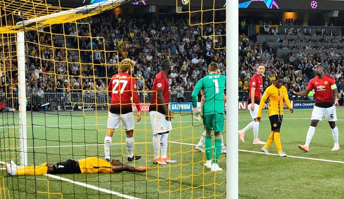 Pogba tỏa sáng với cú đúp, Man United thắng đậm đại diện Thụy Sĩ tại Champions League - Ảnh 7.