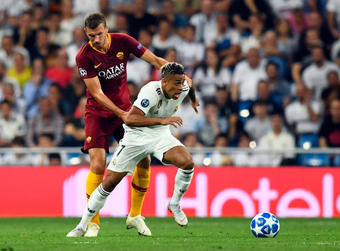 Không Ronaldo, Real vẫn đại thắng ngày mở màn Champions League 2018/2019 - Ảnh 8.