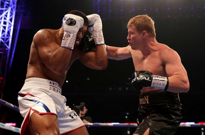 Hạ knock-out võ sĩ người Nga, Anthony Joshua bảo vệ thành công 4 đai thế giới - Ảnh 4.