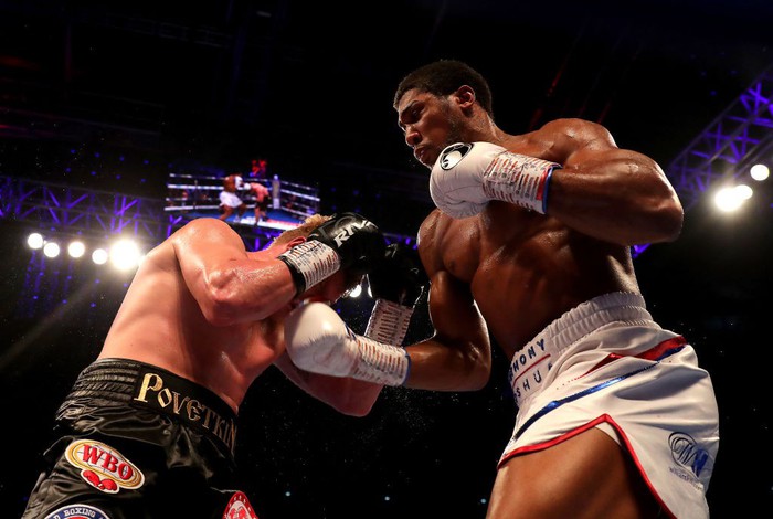 Hạ knock-out võ sĩ người Nga, Anthony Joshua bảo vệ thành công 4 đai thế giới - Ảnh 5.