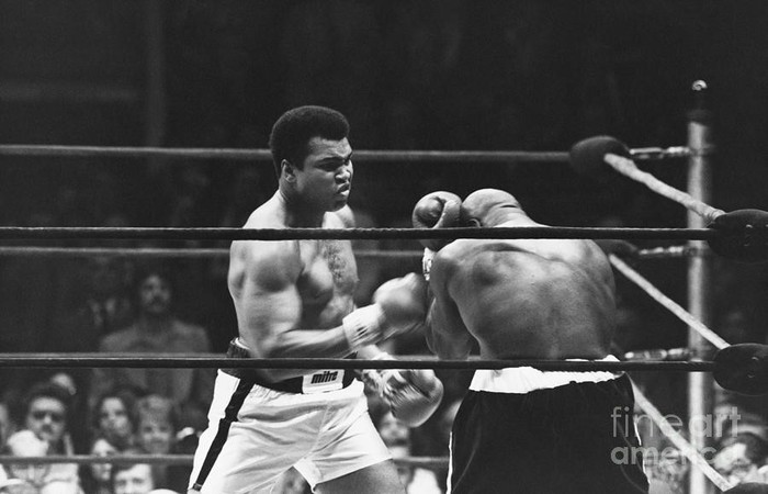 Vinh quang cuối cùng của Muhammad Ali và sự kiện suýt thay đổi toàn bộ làng boxing thế giới - Ảnh 1.