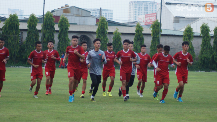 U19 Việt Nam thử lửa lần cuối với U19 Trung Quốc trước thềm VCK U19 Châu Á - Ảnh 2.