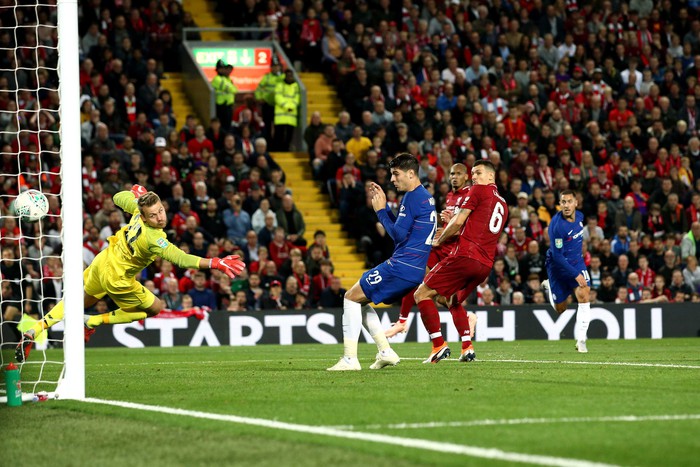 Hazard solo đẳng cấp, Chelsea khiến Liverpool nhận trận thua đầu tiên mùa này - Ảnh 12.