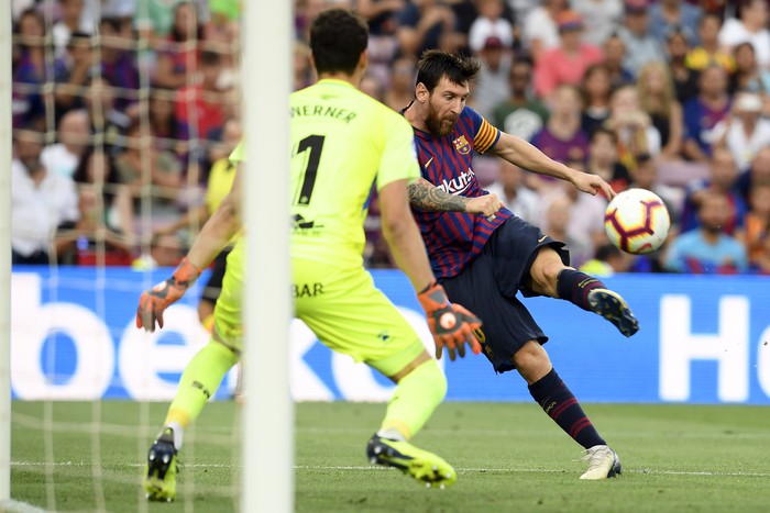 Sút tung lưới Barca tại Camp Nou, lính mới của La Liga không ngờ phải nhận thảm bại - Ảnh 4.