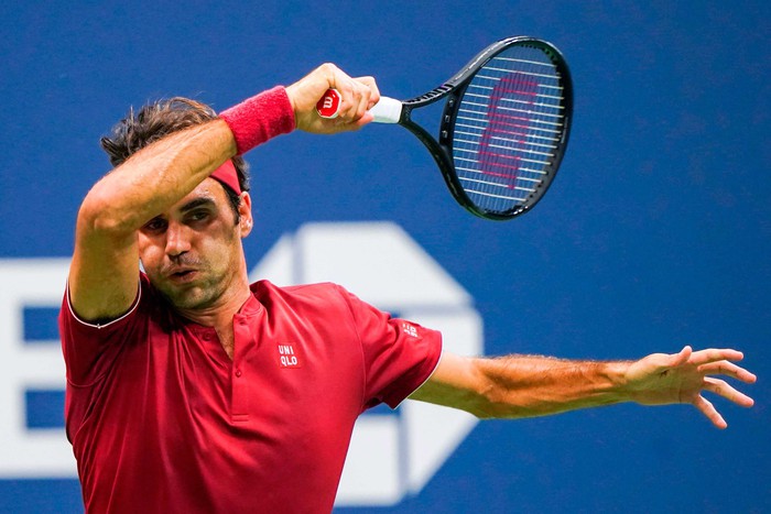 Federer thua sốc tay vợt ngổ ngáo ở vòng 4 US Open - Ảnh 3.