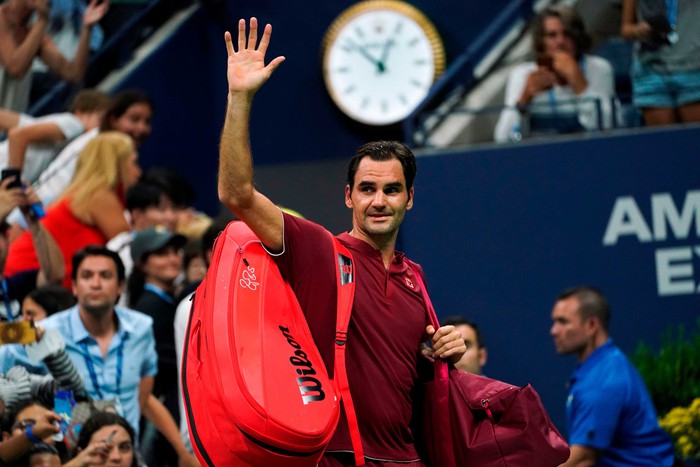 Federer thua sốc tay vợt ngổ ngáo ở vòng 4 US Open - Ảnh 13.