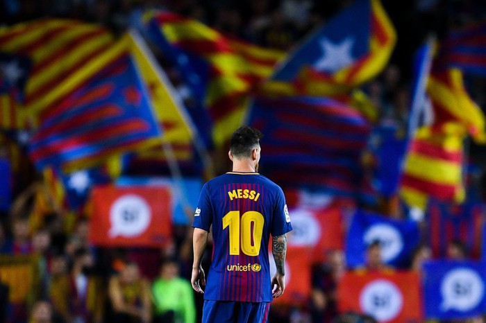 Messi - Khi kẻ xuất sắc nhất không được vinh danh - Ảnh 2.