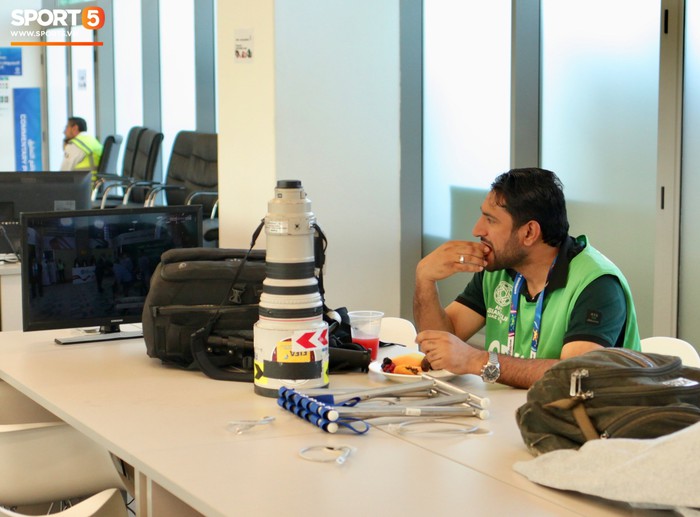 Chủ nhà UAE thể hiện chăm sóc phóng viên đến tận răng trong quá trình tác nghiệp tại Asian Cup 2019 - Ảnh 8.