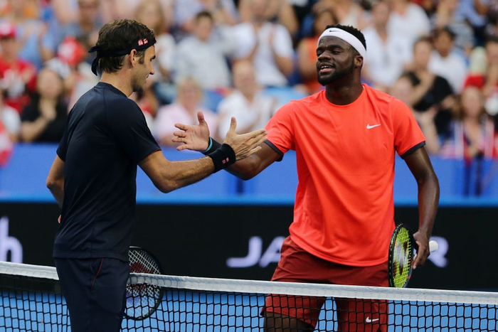 Federer đánh bại Serena Williams trong trận đấu lịch sử của hai huyền thoại sống - Ảnh 6.