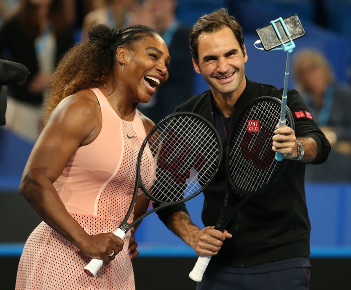 Federer đánh bại Serena Williams trong trận đấu lịch sử của hai huyền thoại sống - Ảnh 5.