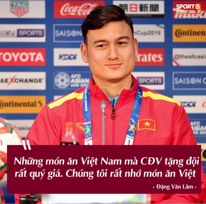 Trước vòng đấu loại trực tiếp Asian Cup 2019, Đặng Văn Lâm tuyên bố: Anh sẽ về nước, nhưng không phải hôm nay - Ảnh 2.