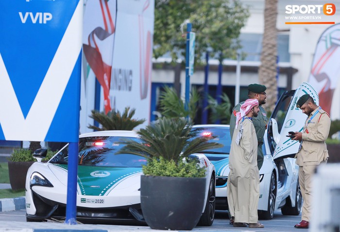 Điểm danh những siêu xe chủ nhà UAE dùng để hộ tống ĐT Việt Nam - Ảnh 3.