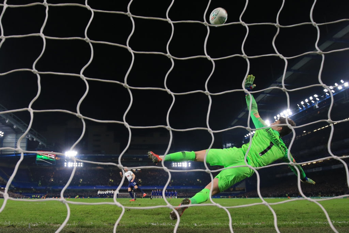 Đánh bại Tottenham trong loạt luân lưu cân não, Chelsea vào chung kết cúp Liên đoàn - Ảnh 14.