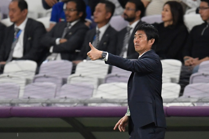 HLV tuyển Nhật Bản quả quyết học trò đánh bại Iran bằng cách chơi không khác trận thắng Việt Nam - Ảnh 2.
