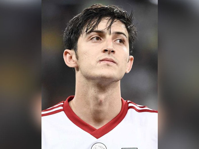 Asian Cup 2019: 4 trai đẹp ngoại quốc khiến chị em liêu xiêu - Ảnh 9.