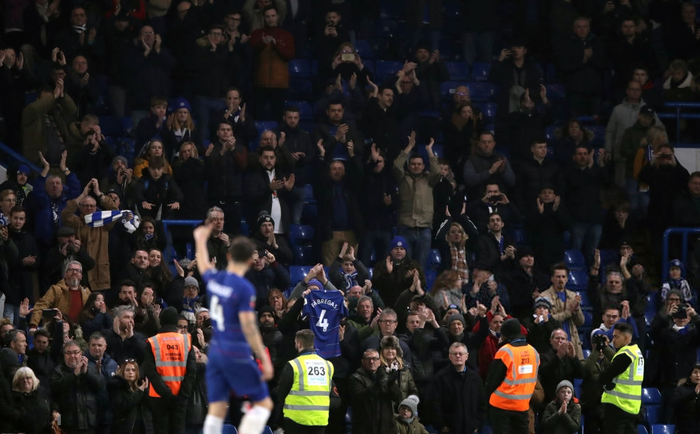 Ngôi sao yếu đuối Morata lập cú đúp, Chelsea thắng nhẹ trong ngày tạm biệt Fabregas - Ảnh 8.