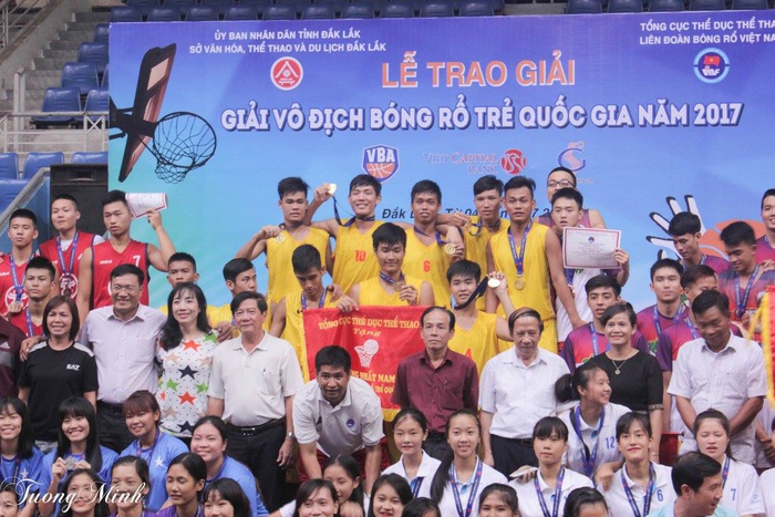 Sao bóng rổ Việt Nam tại SEA Games 30: Võ Kim Bản và những điều chưa biết - Ảnh 2.