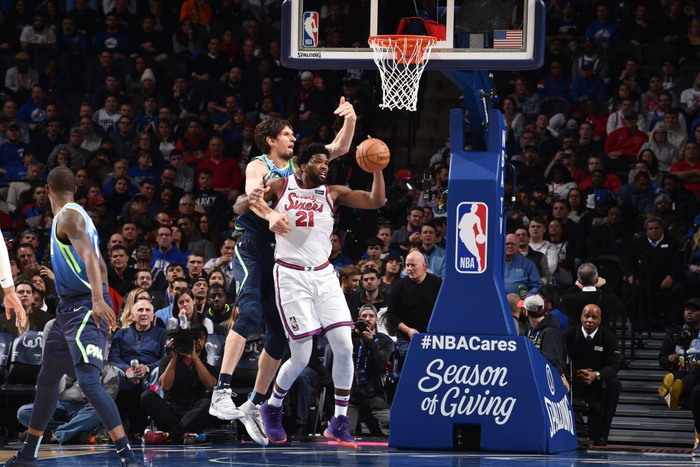 NBA 19-20: Vượt qua 33 điểm của Joel Embiid, Dallas Mavericks giành chiến thắng thuyết phục trước Philadelphia 76ers - Ảnh 2.