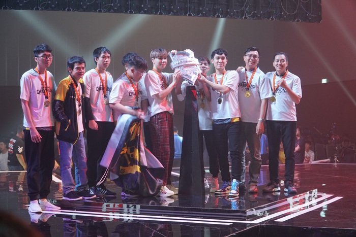 10 khoảnh khắc ấn tượng nhất Esports Việt Nam 2019: Lần đầu tiên vô địch thế giới - Ảnh 4.