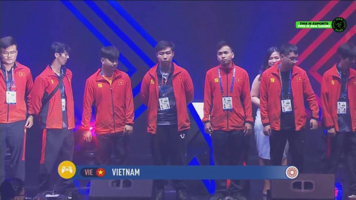 Không một huy chương Vàng cho Esports Việt Nam tại SEA Games 30: Khi sự kỳ vọng trở thành áp lực của các chàng trai trẻ - Ảnh 2.