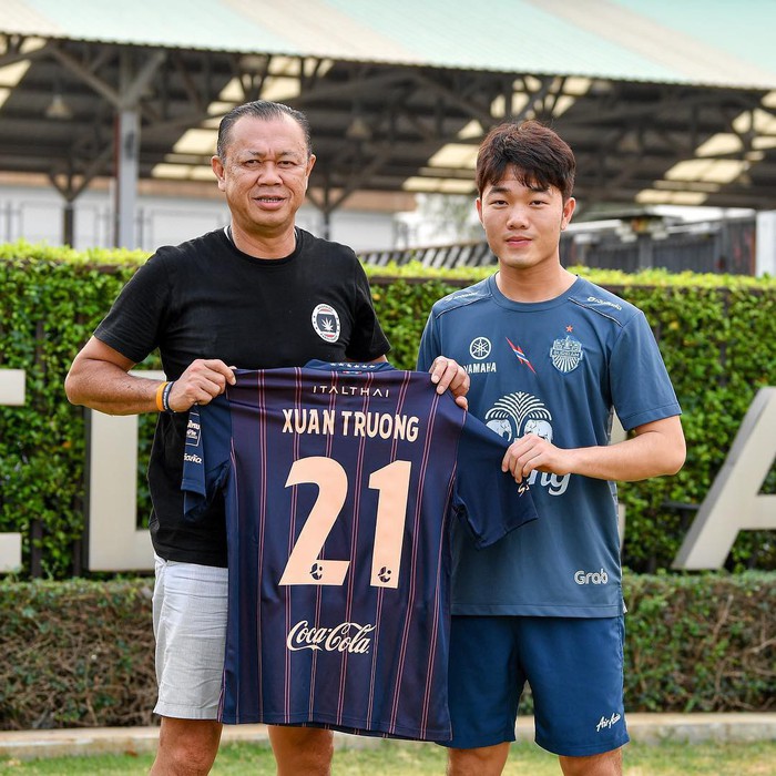 Xuân Trường sáng cửa trở thành cầu thủ Việt Nam đầu tiên vô địch giải đấu chuyên nghiệp nước ngoài - Ảnh 1.