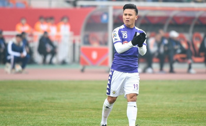 CLB Hà Nội chơi trên cơ đại gia Trung Quốc nhưng thua ngược tiếc nuối bởi sai lầm không đáng có - Ảnh 2.