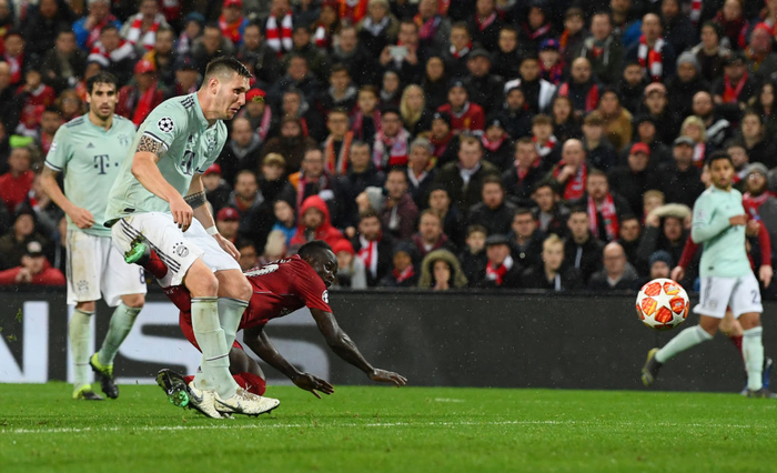 Liverpool 0-0 Bayern Munich: Đôi công hấp dẫn nhưng quá kém duyên - Ảnh 7.