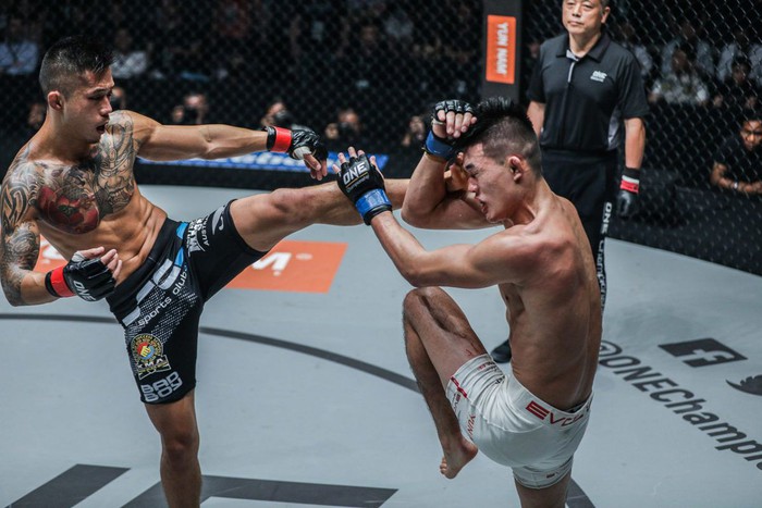 Võ sĩ gốc Việt Martin Nguyễn trở lại, đối đầu cùng nhà cựu vô địch thế giới tại giải MMA lớn nhất châu Á - Ảnh 1.