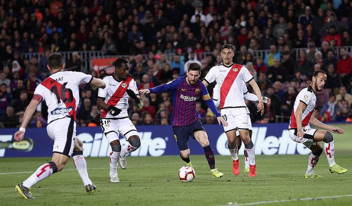Bị dội gáo nước lạnh, Messi và đồng đội đáp trả bằng màn ngược dòng ấn tượng - Ảnh 4.