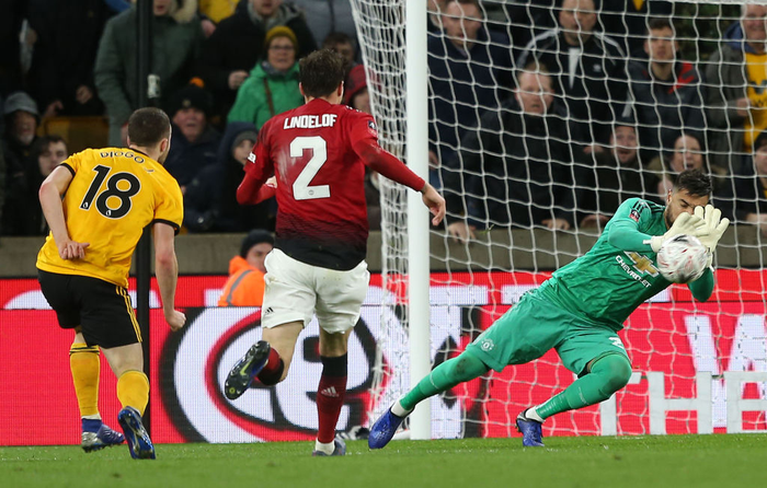 Công cùn và thủ kém, Manchester United bị đá bay khỏi FA Cup ở tứ kết - Ảnh 6.