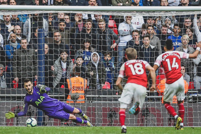 Hai quyết định sai lầm của trọng tài góp phần khiến Arsenal bị chia điểm với Tottenham - Ảnh 2.