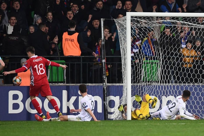 Anh, Pháp giành chiến thắng hủy diệt trong ngày ra quân thi đấu vòng loại Euro 2020 - Ảnh 13.