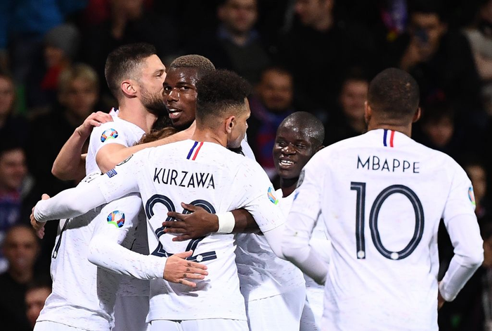 Anh, Pháp giành chiến thắng hủy diệt trong ngày ra quân thi đấu vòng loại Euro 2020 - Ảnh 14.
