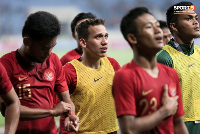 Cầu thủ U23 Indonesia bật khóc nức nở sau trận thua U23 Việt Nam - Ảnh 2.