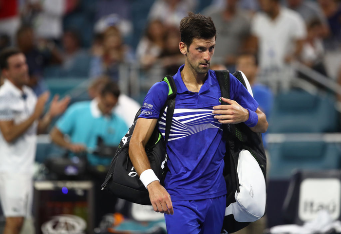 Gặp phải khắc tinh, Djokovic thua sốc ở vòng 4 Miami Open - Ảnh 2.