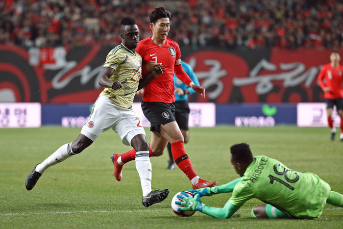 Son Heung-min ghi bàn giúp Hàn Quốc đánh bại đội tuyển hàng đầu Nam Mỹ - Ảnh 2.