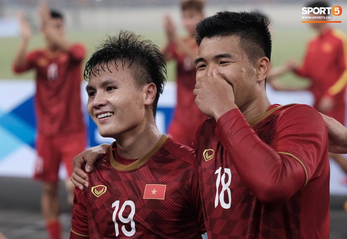 Đả bại Thái Lan với tỷ số đậm nhất lịch sử, tuyển thủ U23 Việt Nam ăn mừng đầy cảm xúc - Ảnh 5.