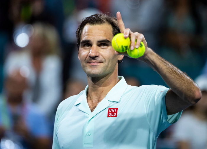 Hạ gục đối thủ chênh lệch tuổi tác lớn nhất sự nghiệp, Federer lần thứ 5 vào chung kết Miami Open - Ảnh 6.