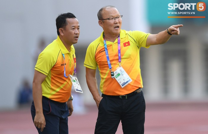 Đội tuyển U23 Việt Nam tái ngộ người cũ trong lần tập trung chuẩn bị cho VL U23 Châu Á - Ảnh 1.