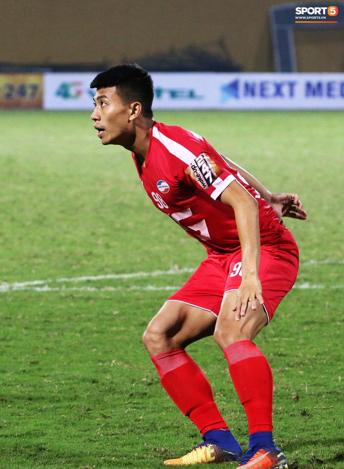 Trước giờ lên U23 Việt Nam, dàn sao Hà Nội FC và Viettel FC đã quyết chiến máu lửa - Ảnh 10.
