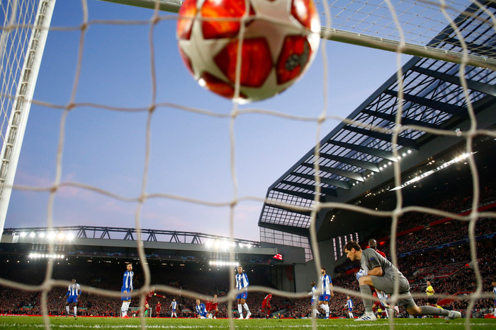 Thắng nhẹ nhàng trước Porto, Liverpool đặt một chân vào bán kết UEFA Champions League - Ảnh 4.