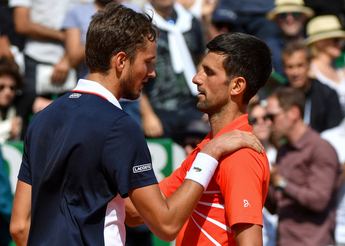 Sai lầm nối tiếp sai lầm, Djokovic bị tay vợt Nga hạ gục ở tứ kết Monte Carlo Masters - Ảnh 8.