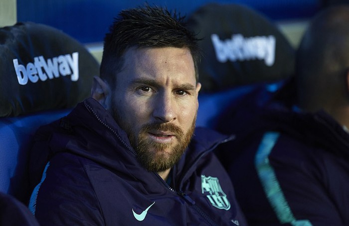 Messi ngồi dự bị, Barcelona vẫn thắng dễ để cách ngôi vô địch La Liga 3 điểm - Ảnh 2.