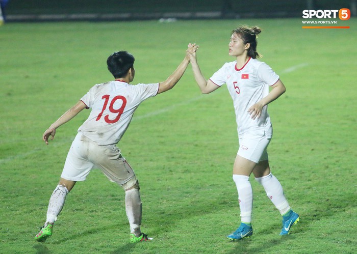 Thắng đậm Lebanon, U19 nữ Việt Nam vẫn thấp thỏm chờ đối đầu với Hàn Quốc - Ảnh 3.