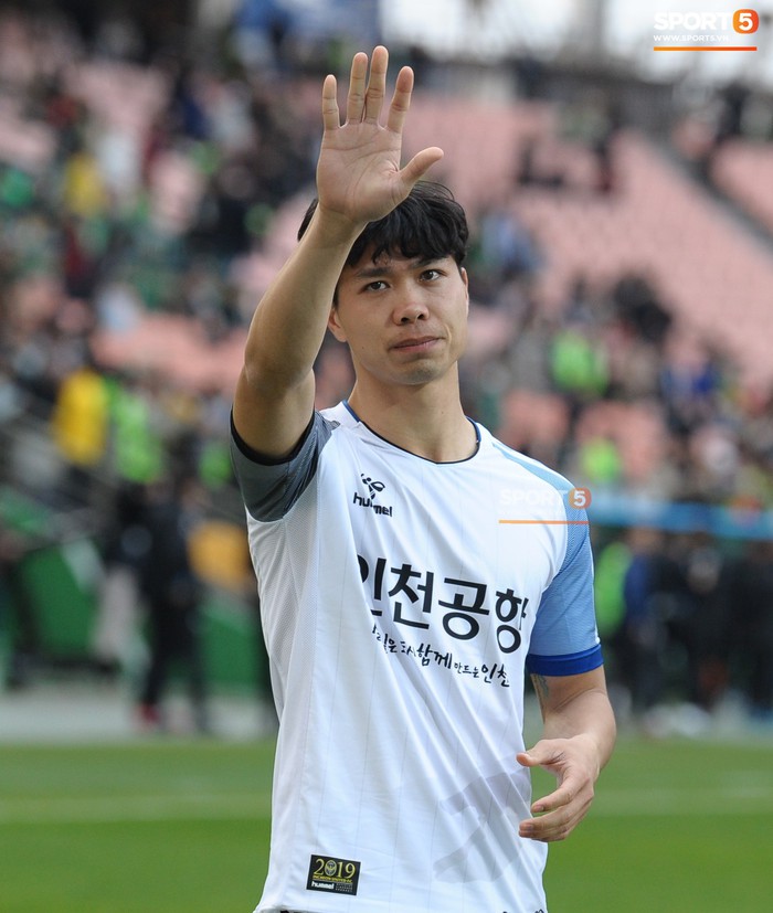 Công Phượng có hành động đẹp với đồng đội trong ngày Incheon United thua trận - Ảnh 12.