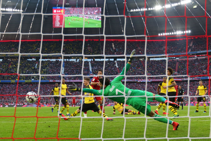 Trận siêu kinh điển nước Đức: Bayern Munich nuốt chửng Dortmund bằng 4 bàn ngay trong hiệp một - Ảnh 5.