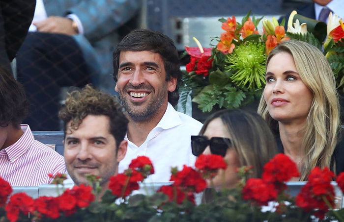 Djokovic vô địch Madrid Open, khiến hot boy quần vợt chỉ còn biết trầm trồ thán phục - Ảnh 3.