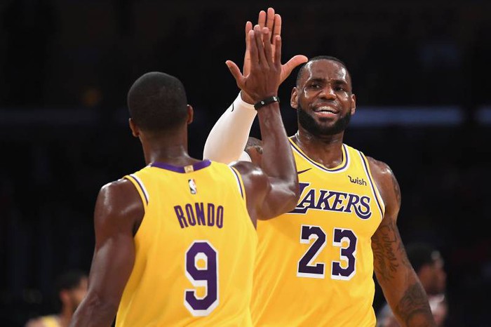 Bất chấp những ồn ào xung quanh, LeBron James không hề có ý định rời khỏi Lakers - Ảnh 1.